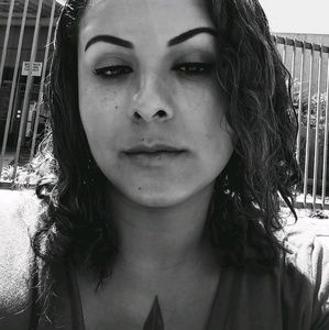 Meet your Posher, Anndria